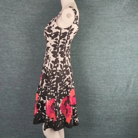 Nine West Poppy Dress, Fit And Flare, Very Cute! - Picture 8 of 13